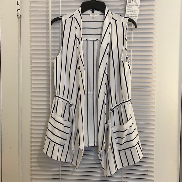 Maurices Tops - Maurices White Black Striped Vest Cardigan!